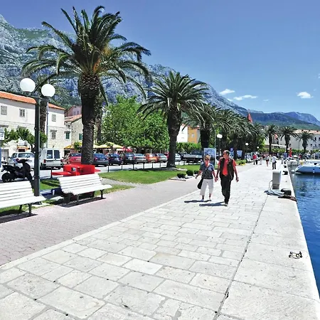 Lovely In With Outdoor Swimming Pool Vakantiehuis Vrgorac